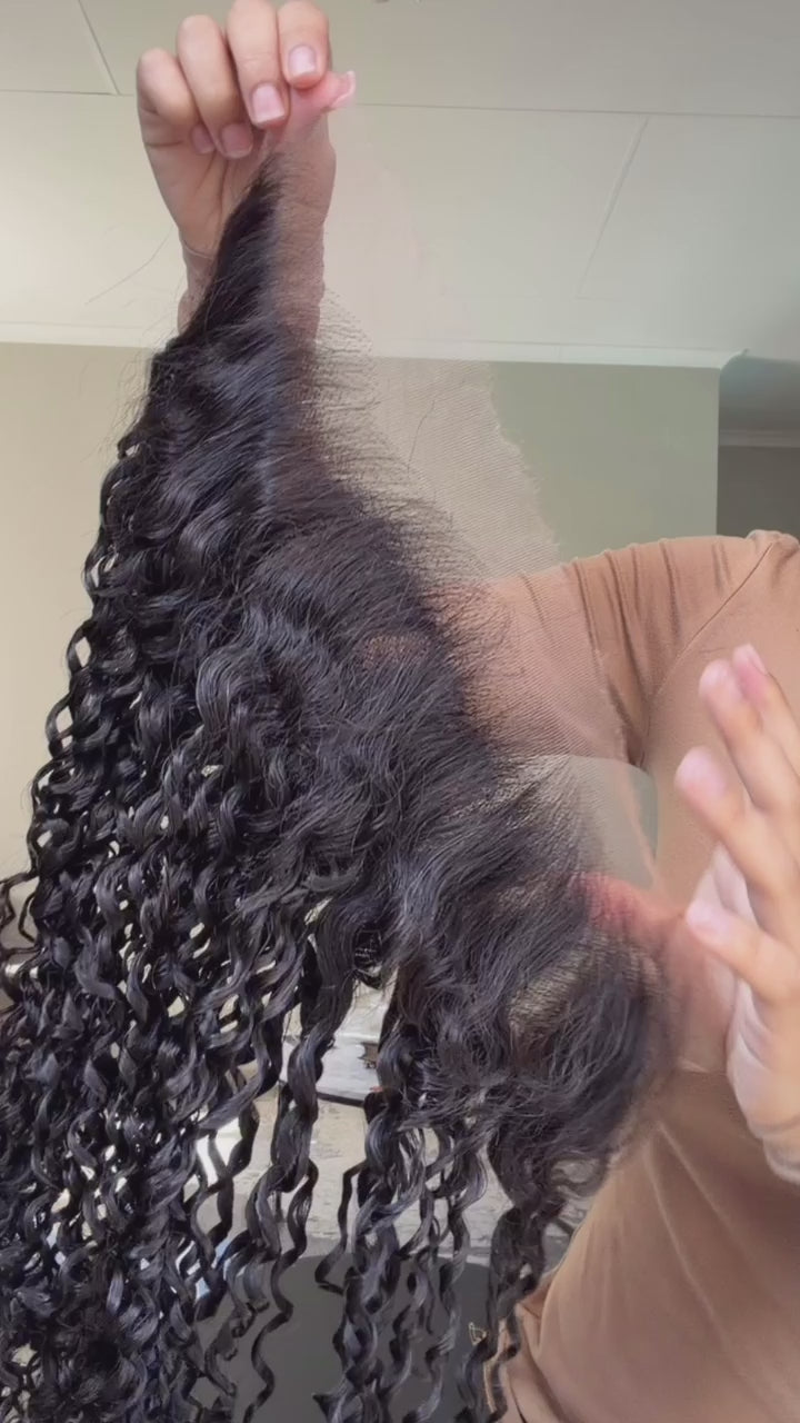 Italian curls closures (13x4 & 5x5)